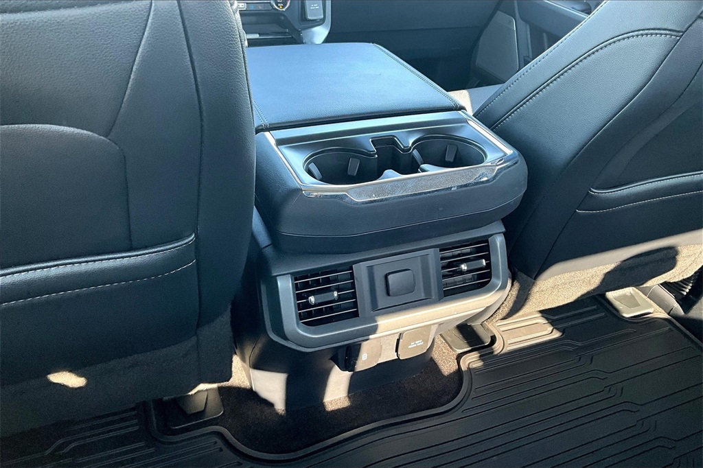 2021 Ford F-150 Lariat photo 25