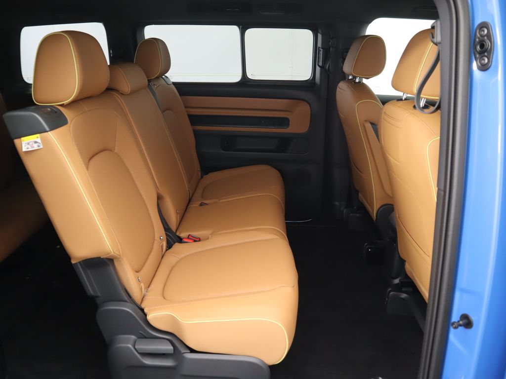 2025 Volkswagen ID. Buzz Pro S photo 22