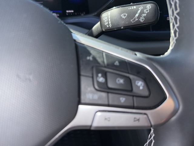2022 Volkswagen Taos SE photo 18