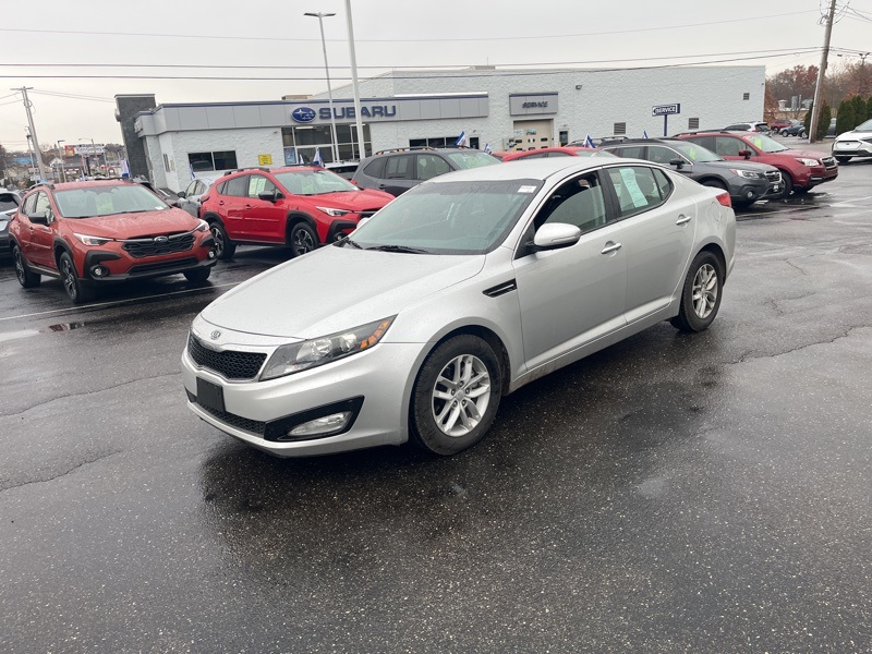 2012 Kia Optima LX photo 4