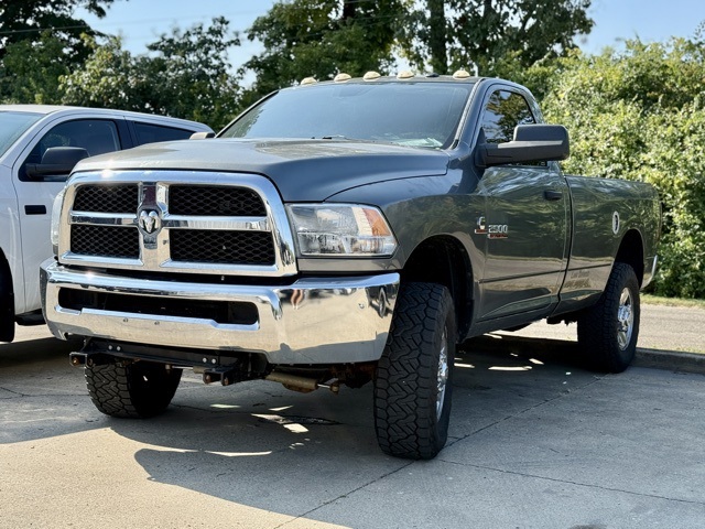 2013 Ram 2500 Tradesman photo 2
