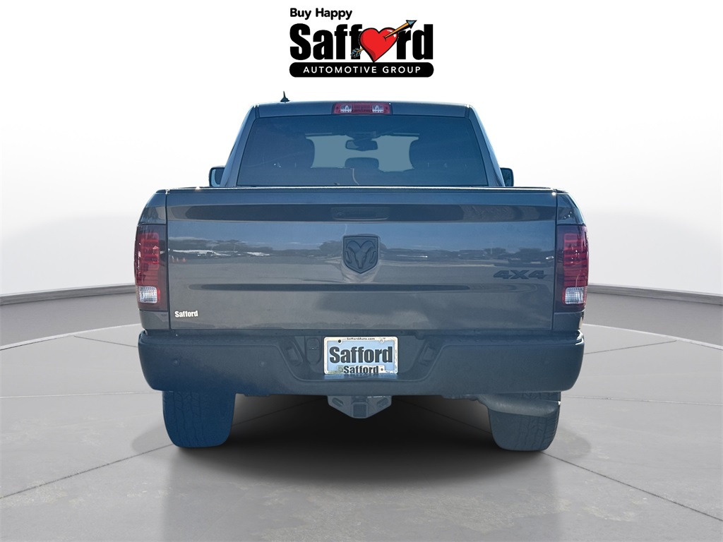 2022 Ram 1500 Classic Warlock photo 6