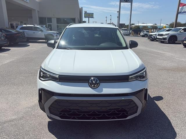 2025 Volkswagen Taos S photo 2