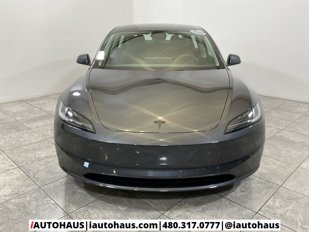 2025 Tesla Model 3 Long Range photo 3