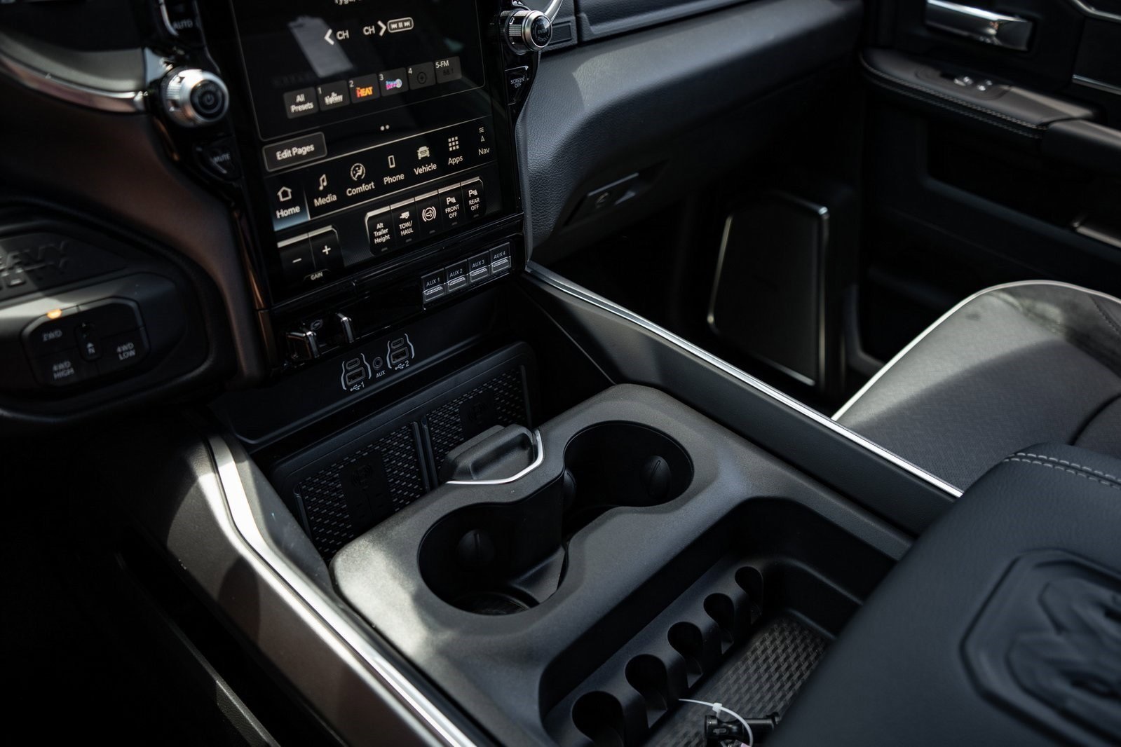 2025 Ram 2500 Laramie photo 22