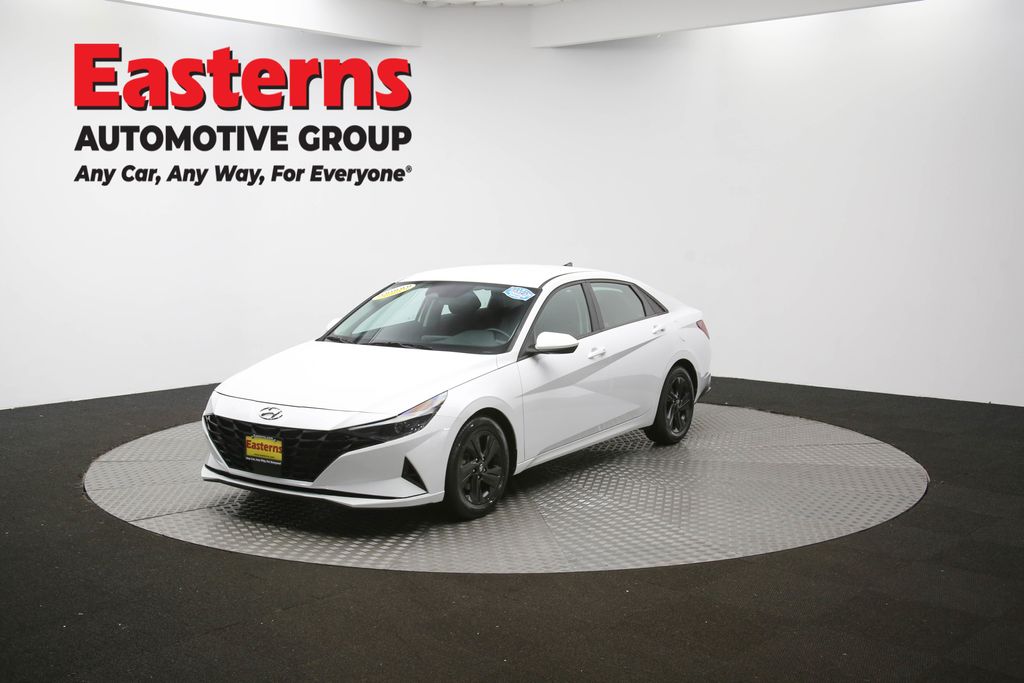 2022 Hyundai Elantra SEL Convenience photo 45