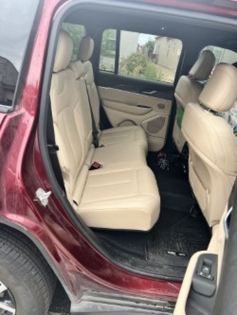 2023 Jeep Grand Cherokee Limited photo 6