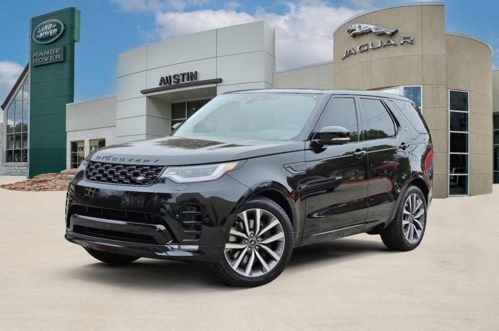 2025 Land Rover Discovery Dynamic SE's photo