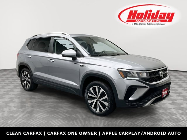 2022 Volkswagen Taos SE's photo