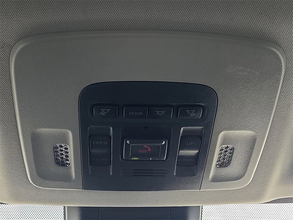 2023 Toyota Camry SE photo 20