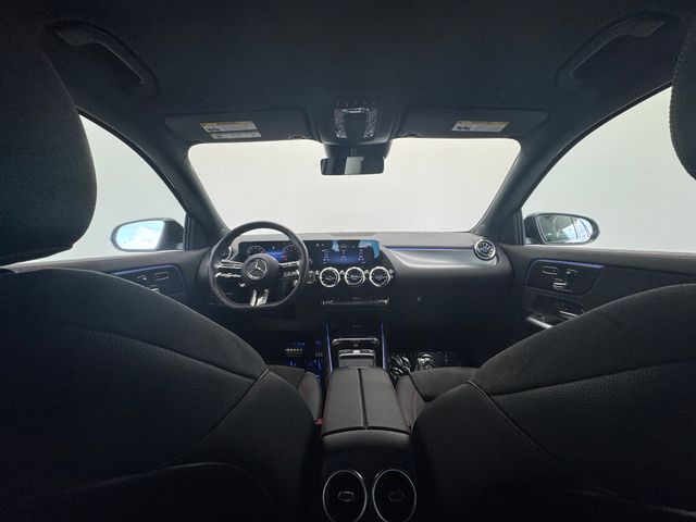 2025 Mercedes Benz GLA 250 photo 18