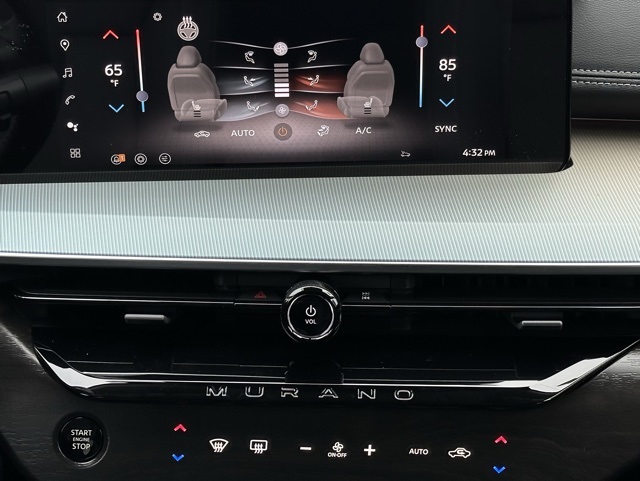 2025 Nissan Murano SL photo 12