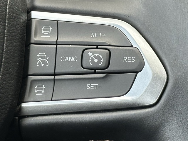 2024 Jeep Compass Limited photo 4