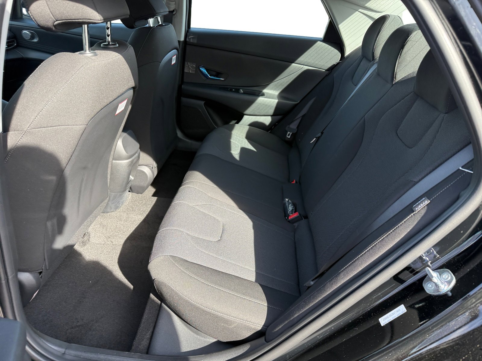 2025 Hyundai Elantra SE photo 16
