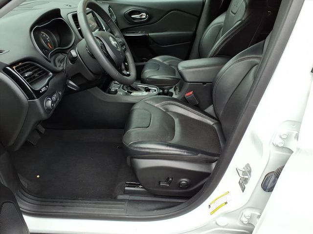 2023 Jeep Cherokee Altitude photo 11