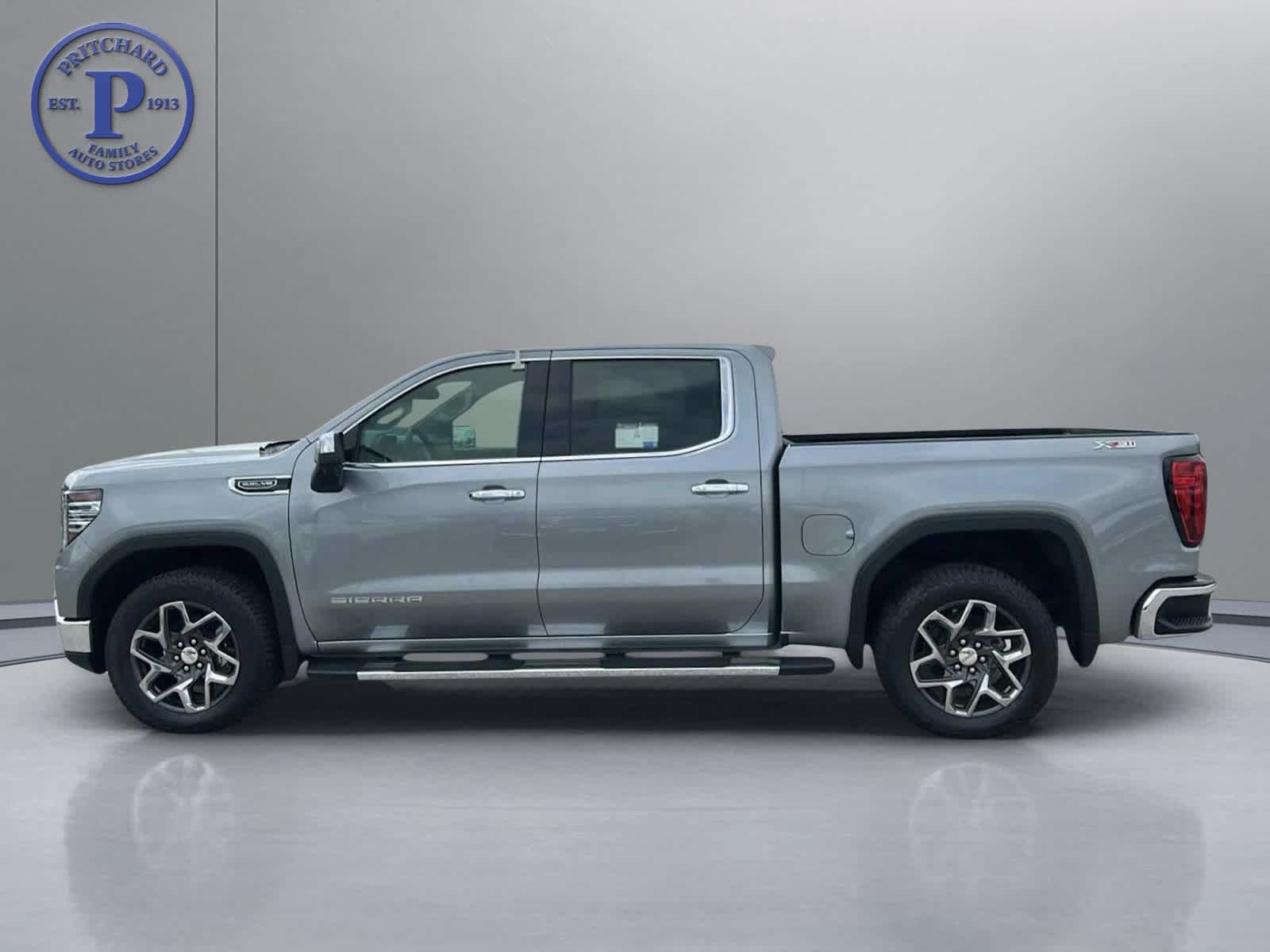 2025 Gmc Sierra 1500 SLT photo 2