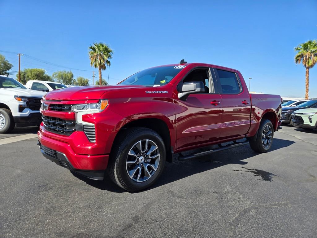 2022 Chevrolet Silverado 1500 RST photo 2