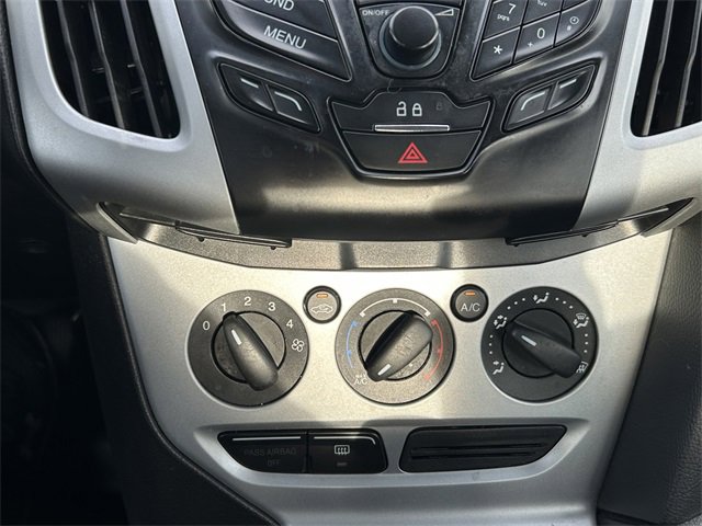 2014 Ford Focus SE photo 9