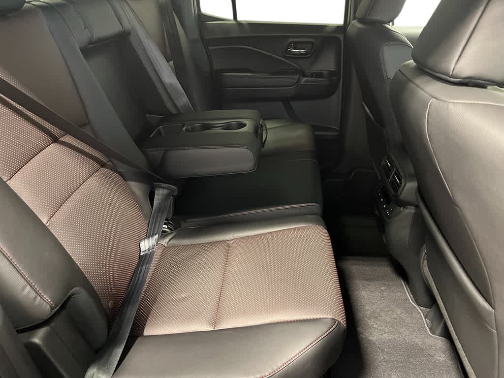 2025 Honda Ridgeline Black Edition photo 27