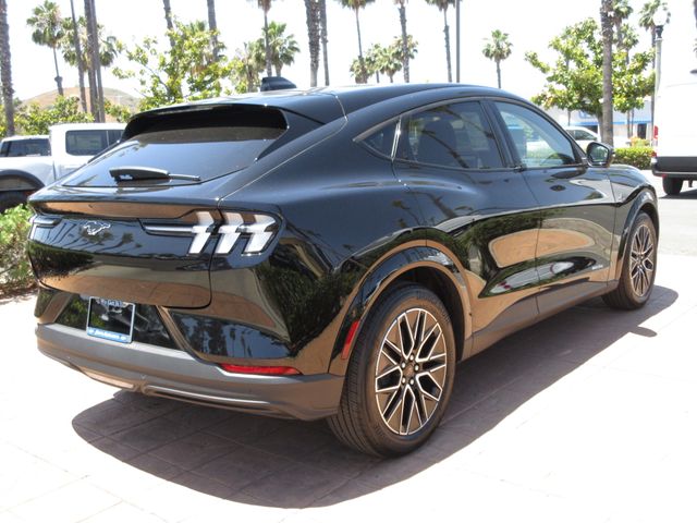 2025 Ford Mustang Mach-E Premium photo 4