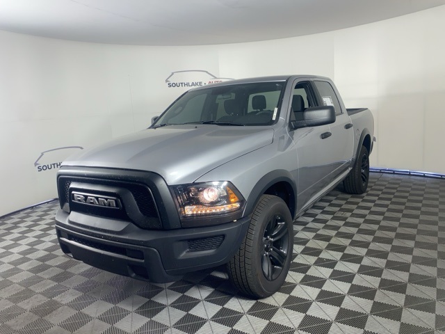 2024 Ram 1500 Classic Warlock photo 2