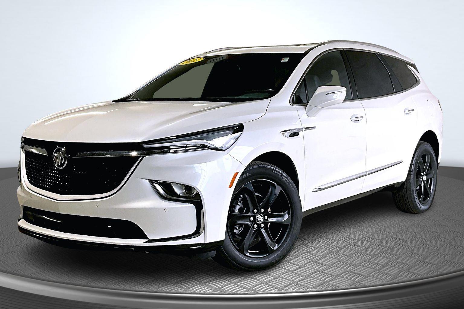 2023 Buick Enclave Essence's photo