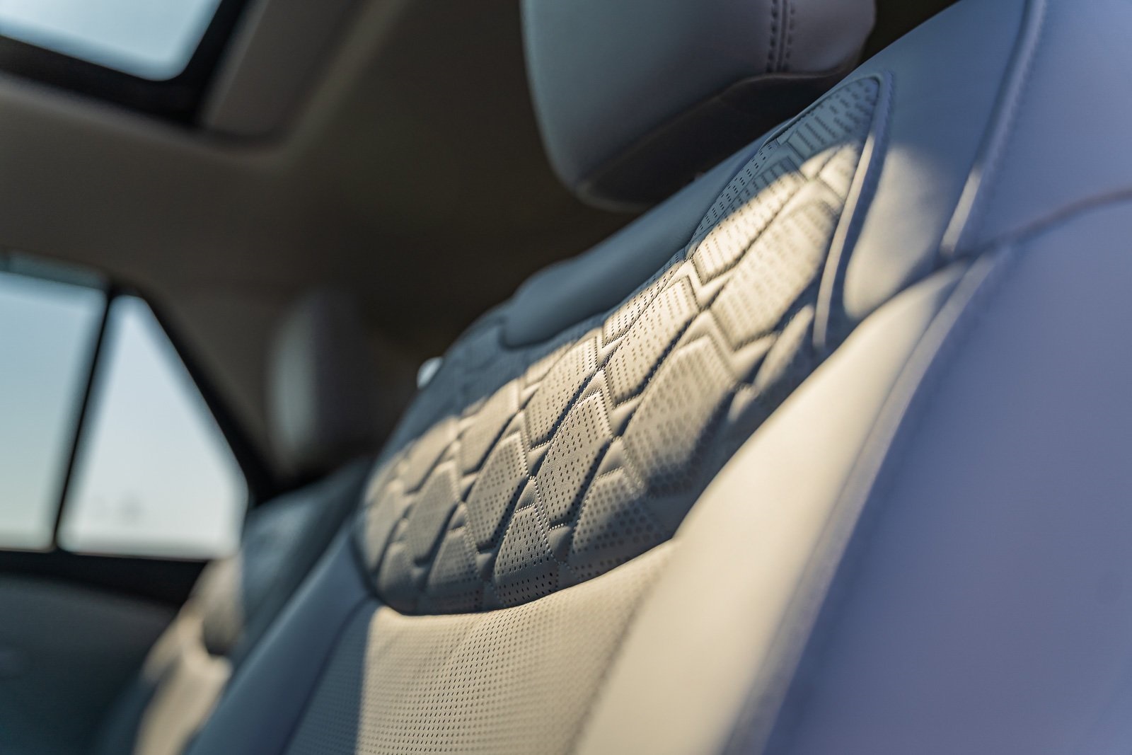 2025 Ford Explorer Platinum photo 15