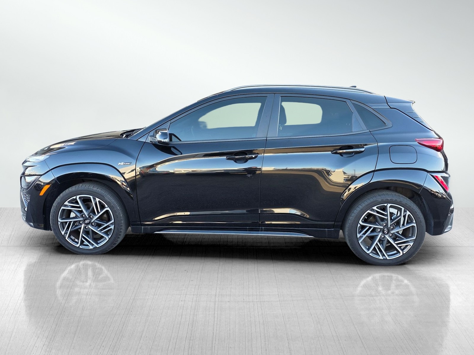 2023 Hyundai Kona N Line photo 2