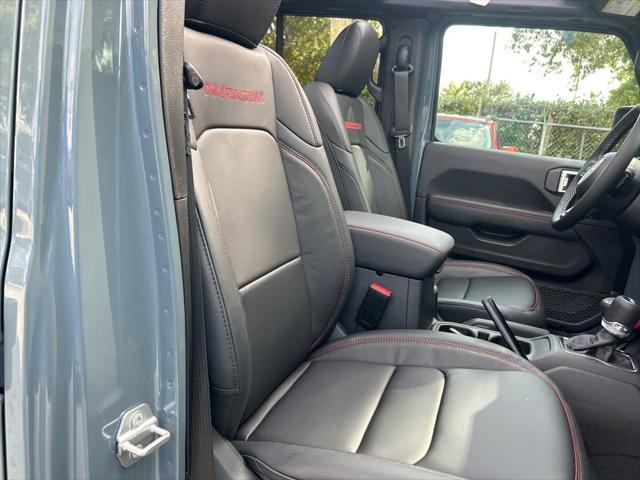 2025 Jeep Wrangler Rubicon photo 23
