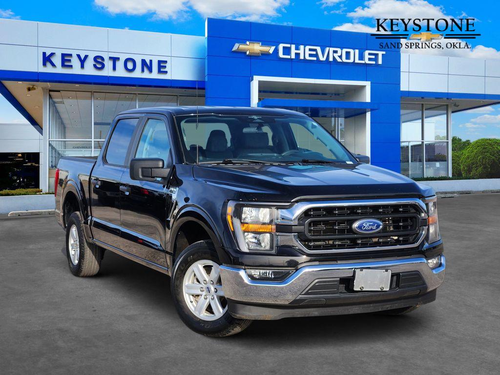 2023 Ford F-150 XL's photo
