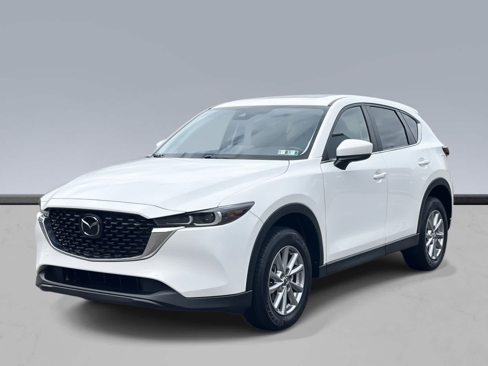 2023 Mazda CX-5 S Preferred package's photo