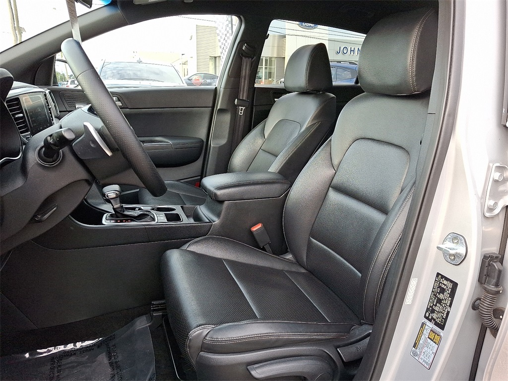 2020 Kia Sportage S photo 11