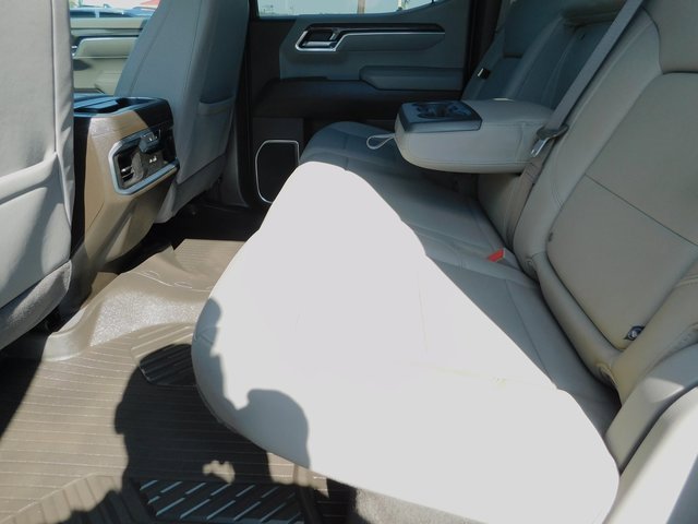 2024 Chevrolet Silverado 1500 LTZ photo 17