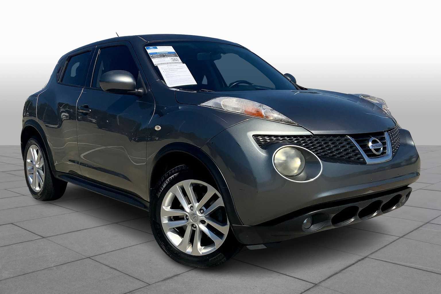 2014 Nissan Juke SL photo 2