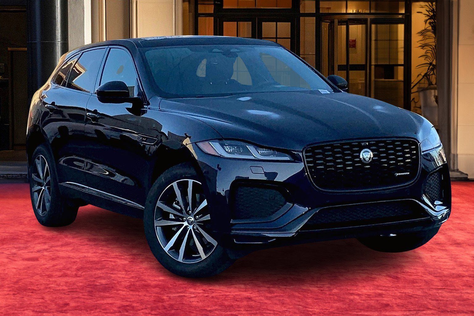 2025 Jaguar F-PACE P250 R-Dynamic S photo 2