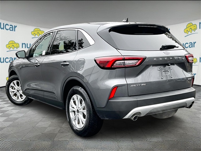 2024 Ford Escape Active photo 2
