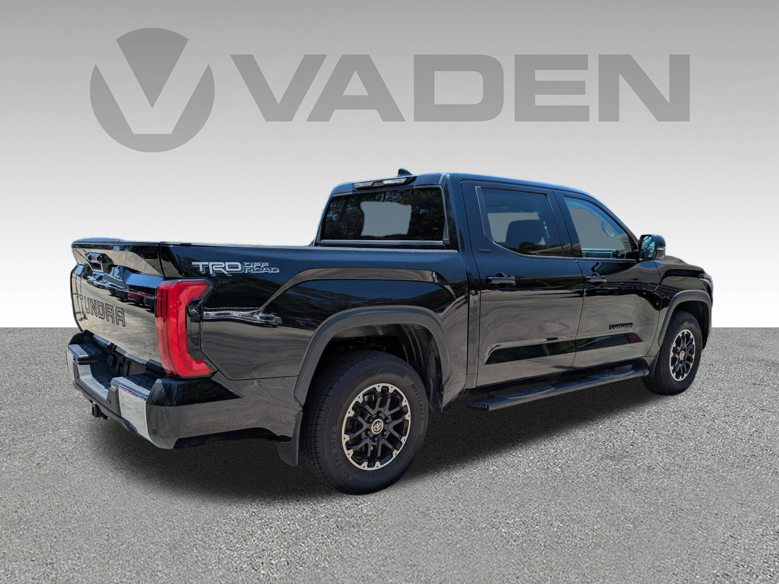 2022 Toyota Tundra SR5 photo 4