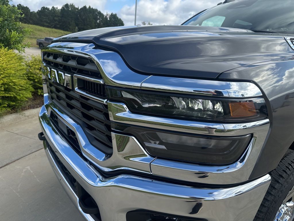 2026 Ram 2500 Tradesman photo 17