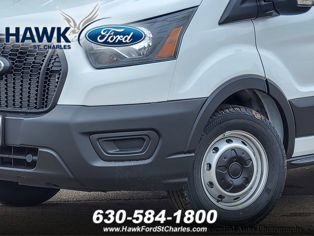 2025 Ford Transit Cargo Van photo 3