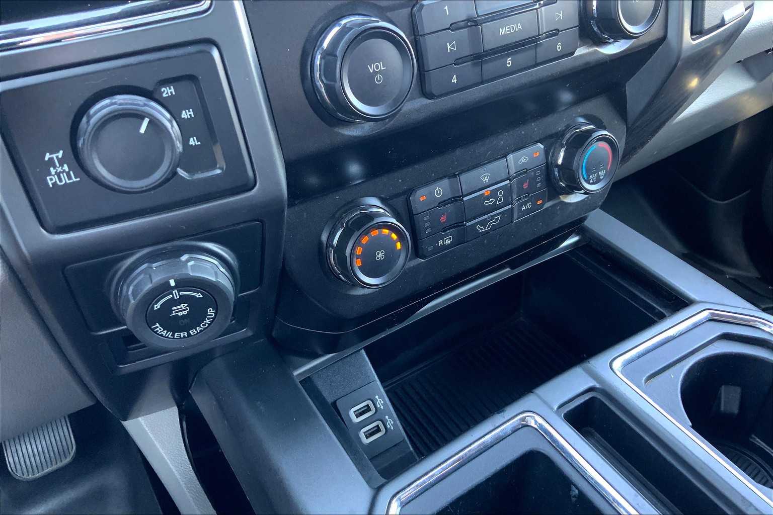 2020 Ford F-150 XLT photo 29