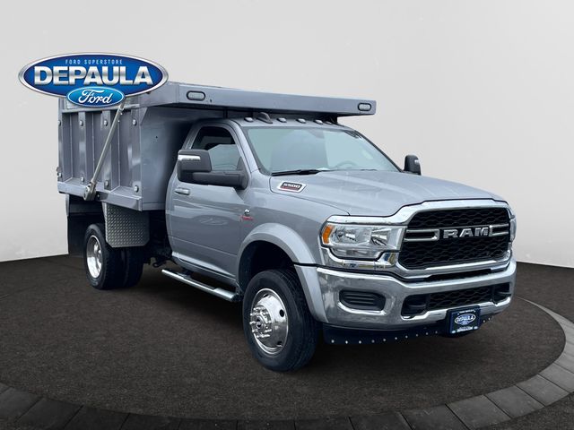 2024 Ram 5500 photo 4