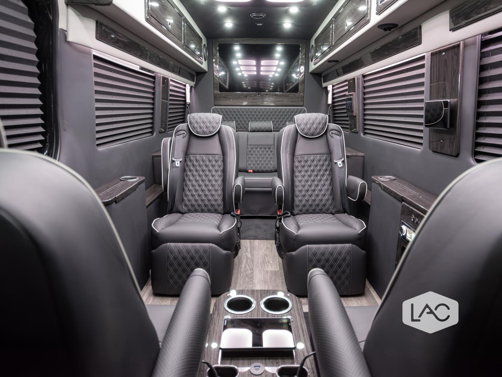 2024 Mercedes Benz Sprinter 3500 photo 6