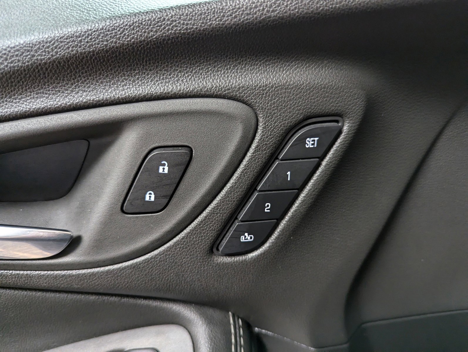 2023 Buick Encore GX Essence photo 28