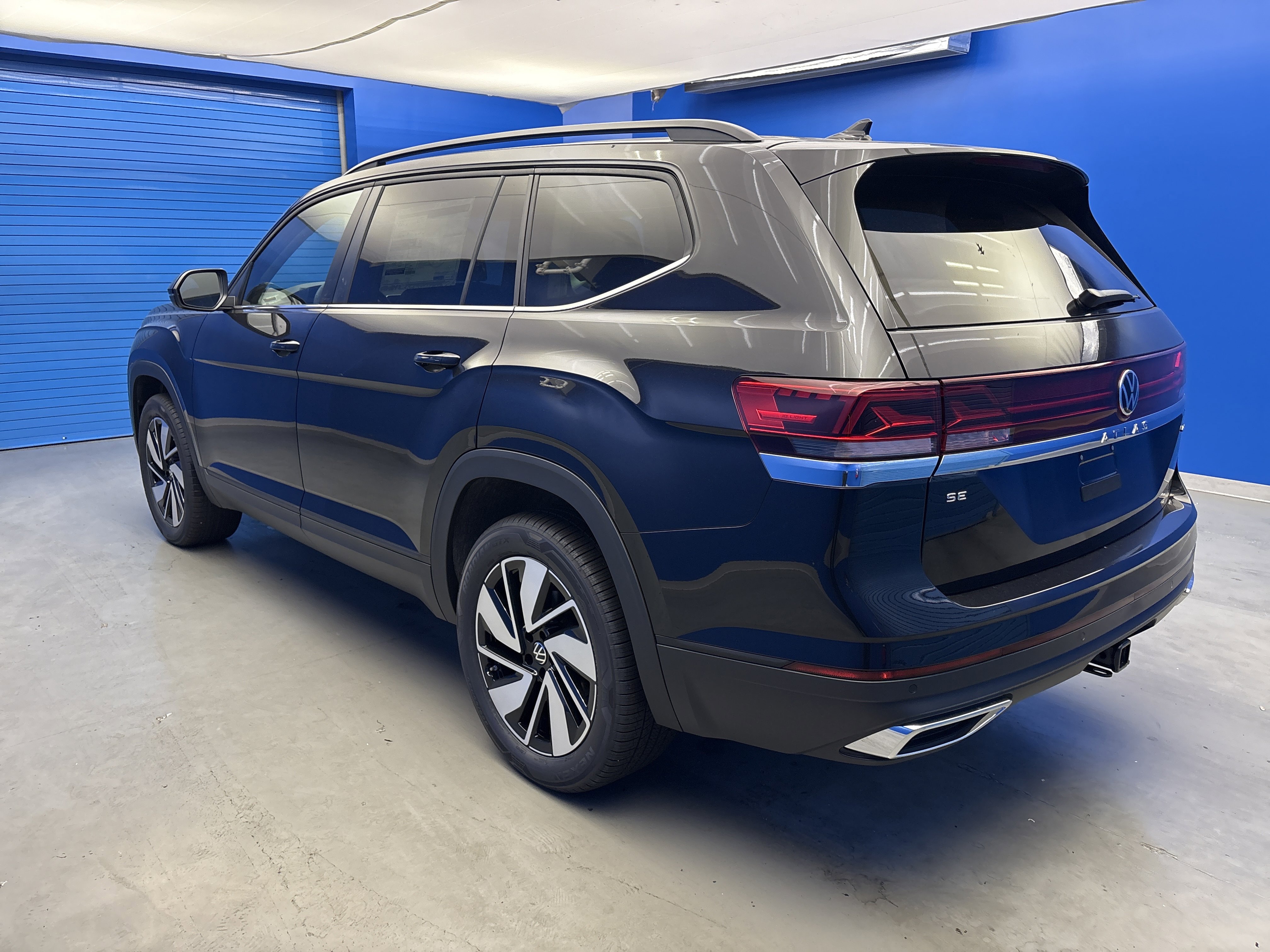 2026 Volkswagen Atlas SE Technology photo 4