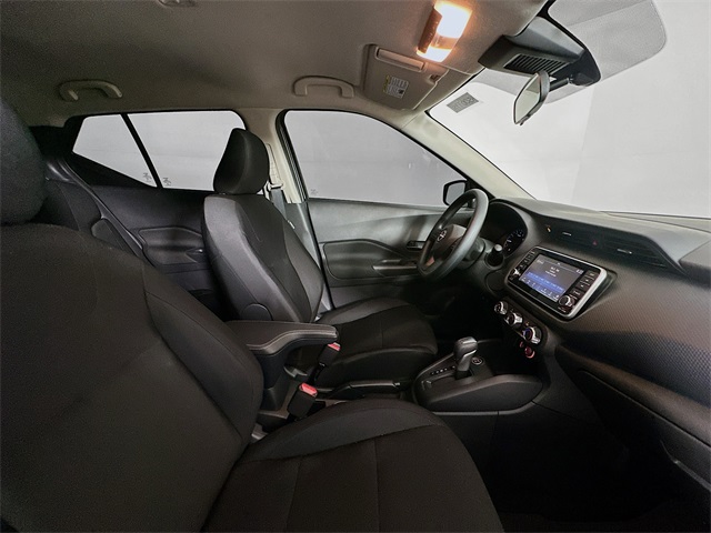 2025 Nissan Kicks Play S photo 26