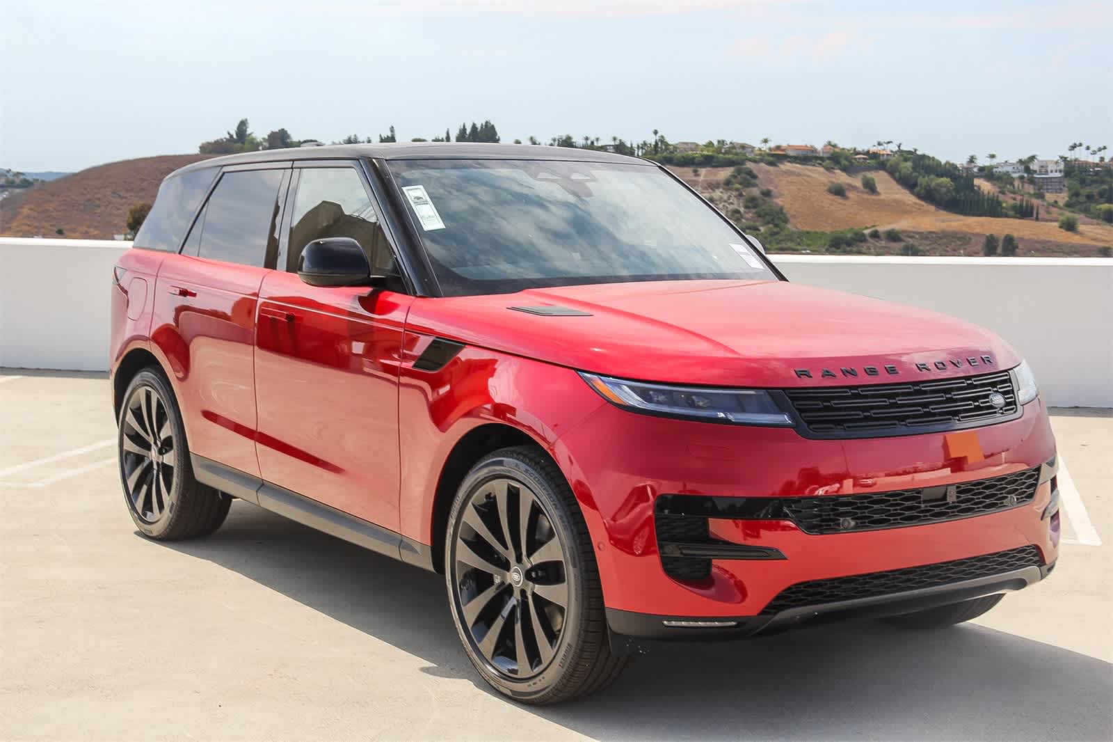 2025 Land Rover Range Rover Sport SE photo 3