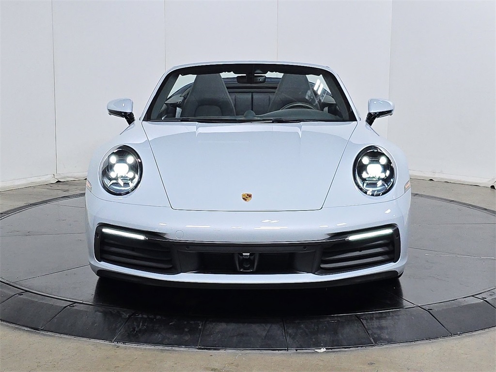 2024 Porsche 911 4 Cabriolet photo 2