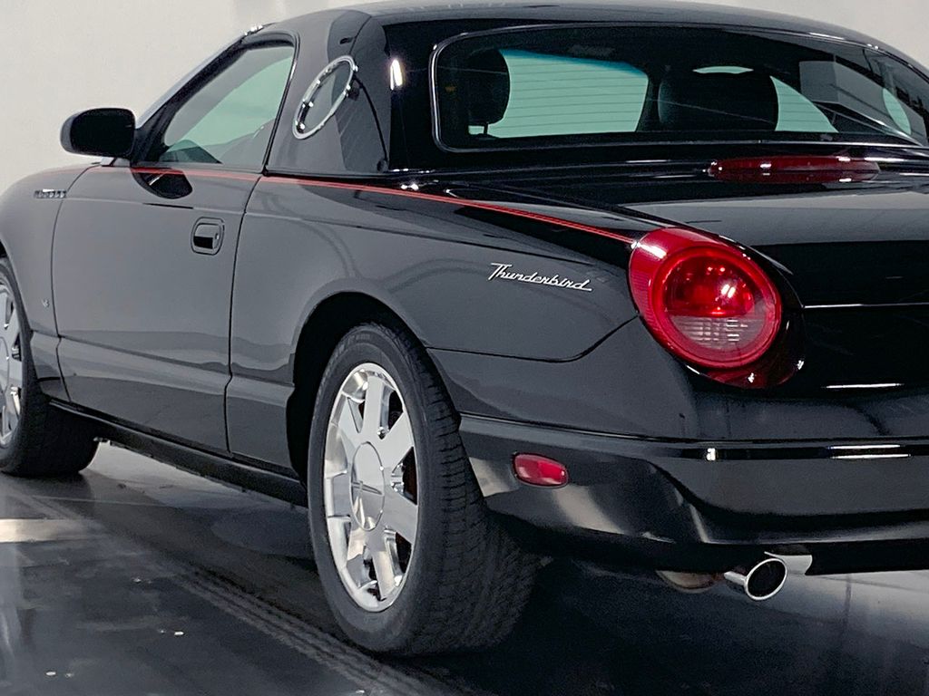 2003 Ford Thunderbird Base photo 36