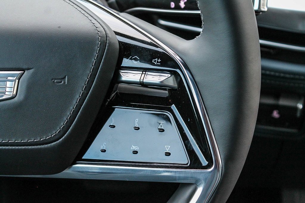2025 Cadillac Escalade IQ Sport photo 13