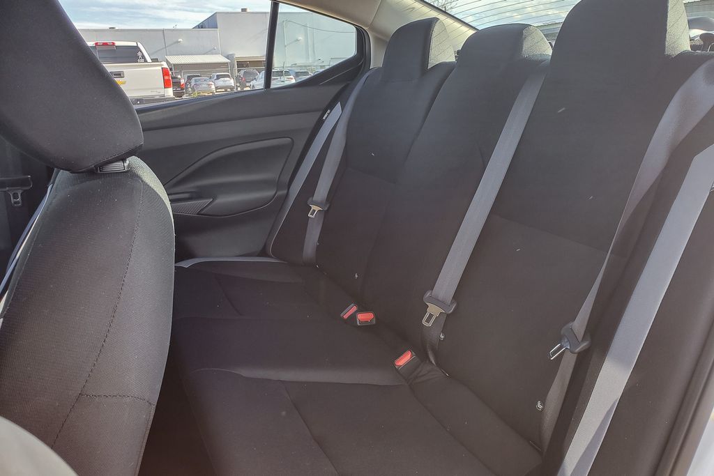 2025 Nissan Versa S photo 18